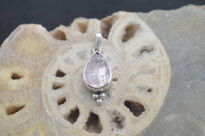 Zawieszka Surowy Morganit Niepolerowany Łezka Srebro 925 - 13