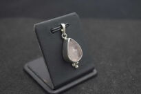 Zawieszka Surowy Morganit Niepolerowany Łezka Srebro 925 - 12