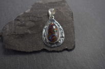 Srebrny wisior z australijskim opalem boulder światło zamknięte w kamieniu srebro 925 - 10