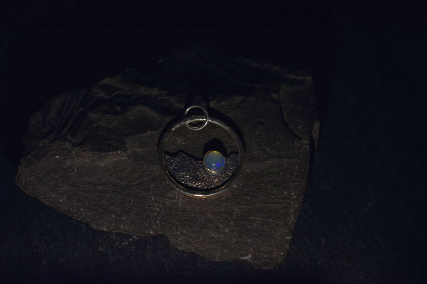 Opal etiopski naturalny zawieszka góry rękodzieło srebro 925