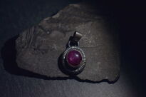 Zawieszka z rubinem gwiaździstym oksydowane srebro 925 rękodzieło - 5