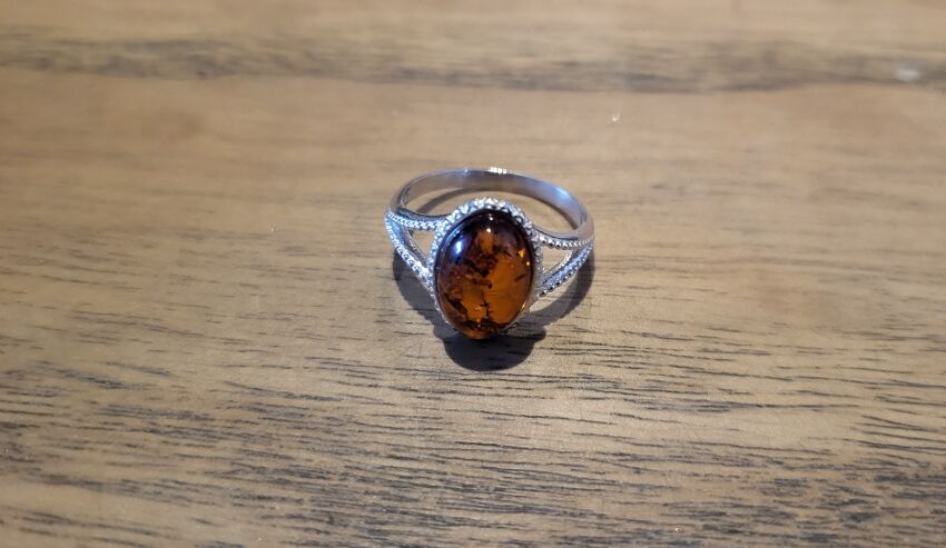 Pierścionek z bursztynem bałtyckim srebro 925 styl retro r.14