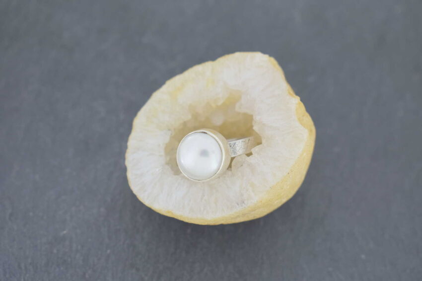 Pierścionek Perła r.9 Srebro 925 Rękodzieło