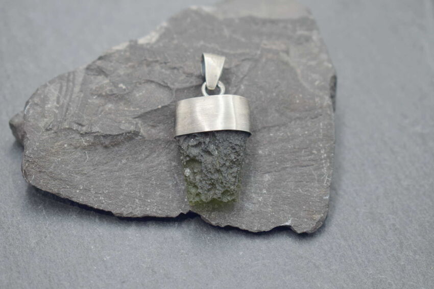 Mołdawit, Wełdawit wisiorek srebrny z naturalny kryształ srebro 925