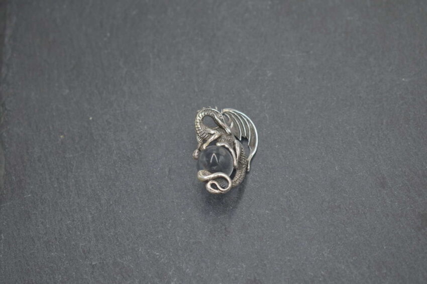 Srebrny wisior smok z kulą kryształ górski srebro 925