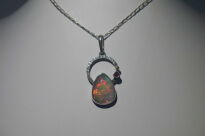 Wisiorek z Opalem z Etiopii i Granatem Srebro 925 i Mała Złota Kuleczka - 15