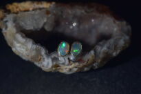 Srebrne kolczyki z naturalnym opalem etiopskim owalne srebro 925 - 13